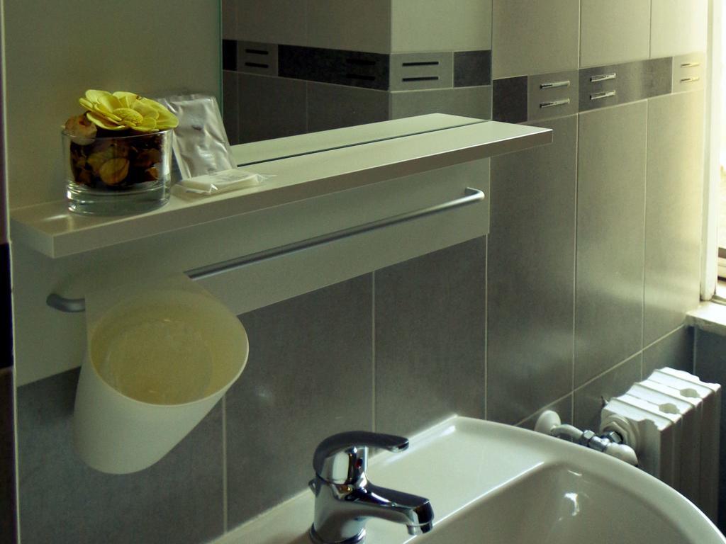 Sunrise B&B Roma Phòng bức ảnh